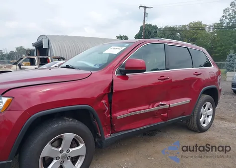 2013 Jeep Grand Cherokee Laredo из США, поврежденный, VIN 1C4RJFAG1DC641018